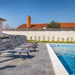 B 2 With Pool And Playground * Valbandon