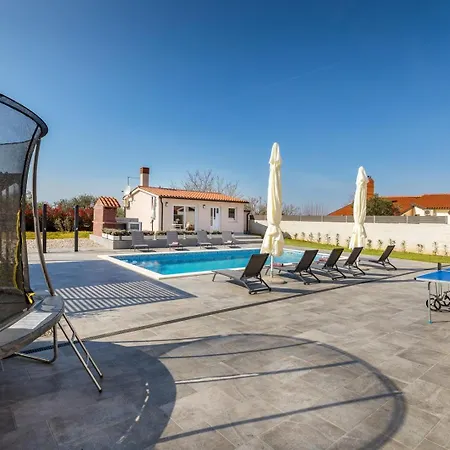 B 2 With Pool And Playground Villa